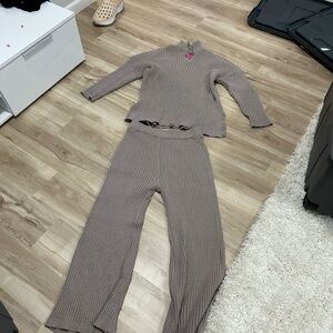 PrettyLittleThing Gray Ribbed Knit set